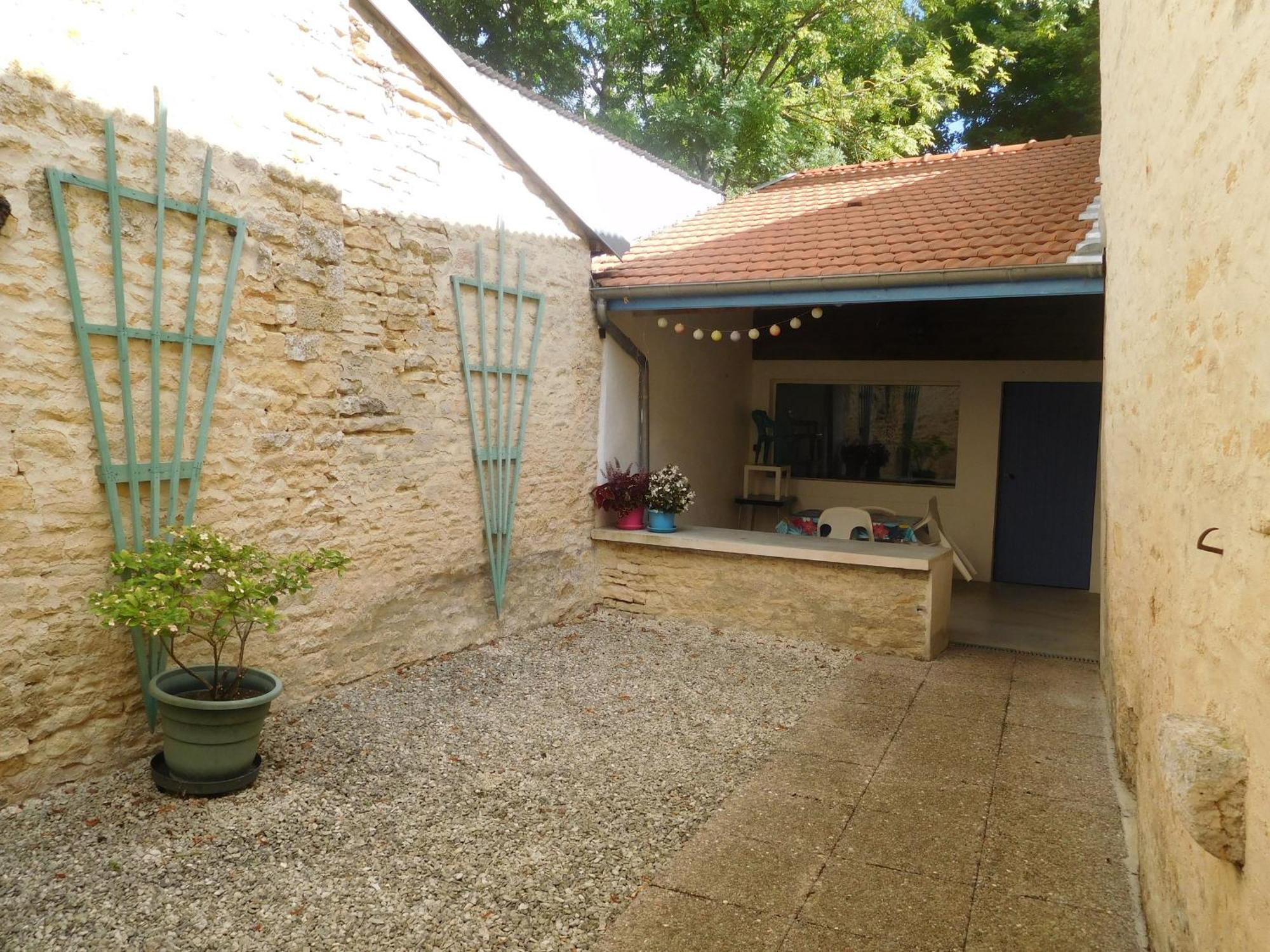 Charmant Gite Au Coeur De Chateauvillain Avec Terrasse Et Balades En Foret - Fr-1-611-10 Екстер'єр фото